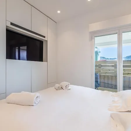 Design Stay Terrace&Open Mezzanine Apartment Cannes