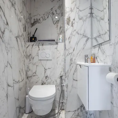 Lb Vacation I Elegant With Terrace & Mezzanine In The Heart Of Lejlighed Cannes