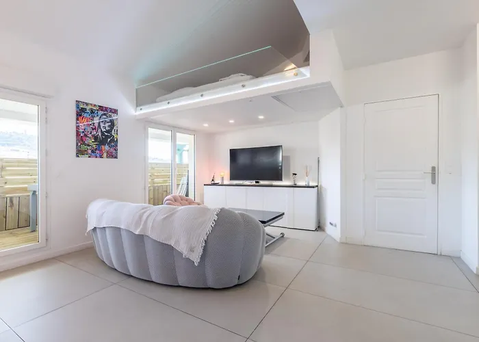 Lb Vacation I Elegant With Terrace & Mezzanine In The Heart Of Apartament *