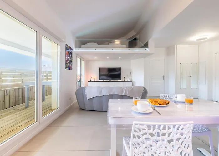 Lb Vacation I Elegant With Terrace & Mezzanine In The Heart Of Apartament