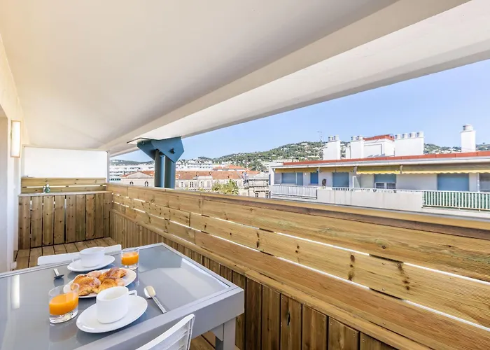 Lb Vacation I Elegant With Terrace & Mezzanine In The Heart Of Apartament *